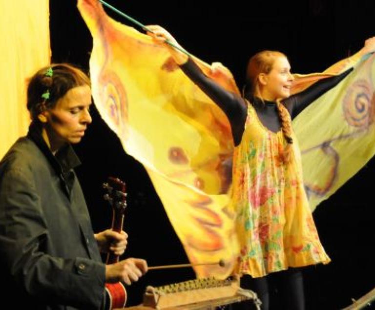 Die kleine Raupe wird nie satt!